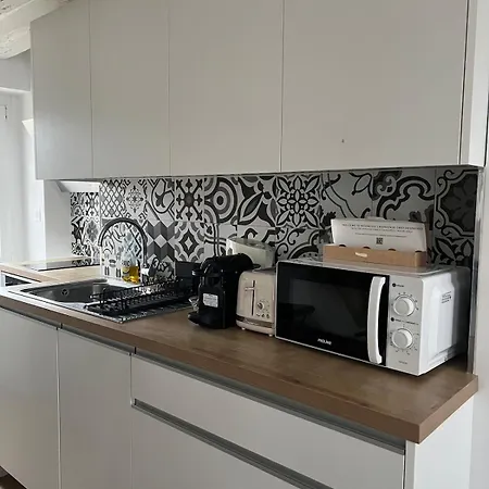 La Bellifontaine Apartment *